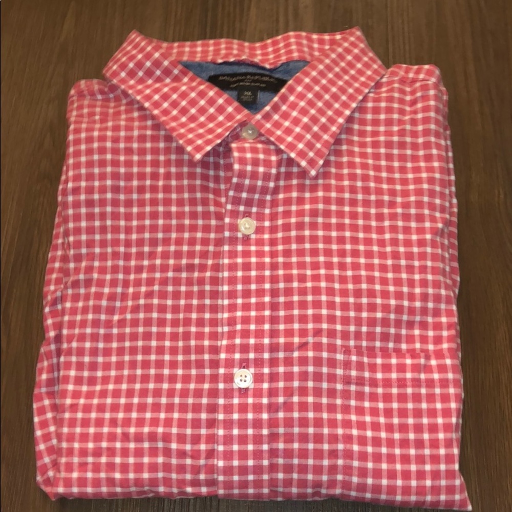 Long sleeve casual button down shirt